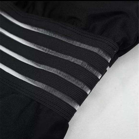 Sexy black one piece swimsuit - Picture 9 of 10